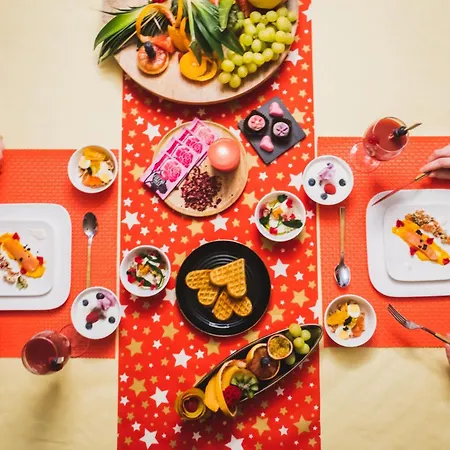 فندق مبيت وإفطار Cecha &wellness أوستيند
