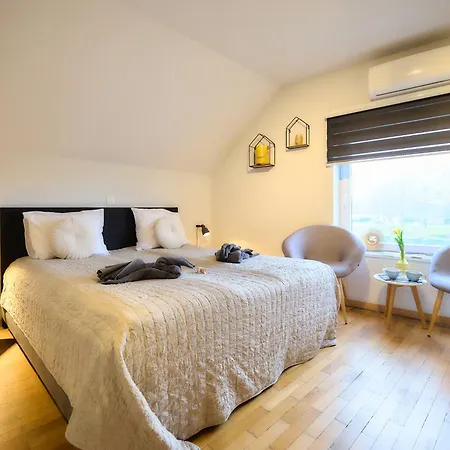 فندق مبيت وإفطار Cecha &wellness