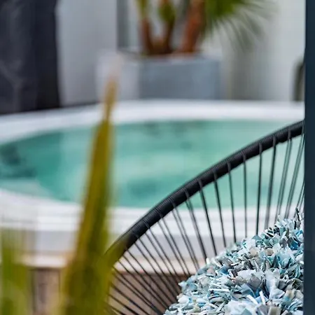 Cecha &wellness أوستيند