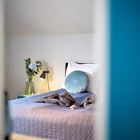 Oda ve Kahvaltı Cecha &wellness Oostende
